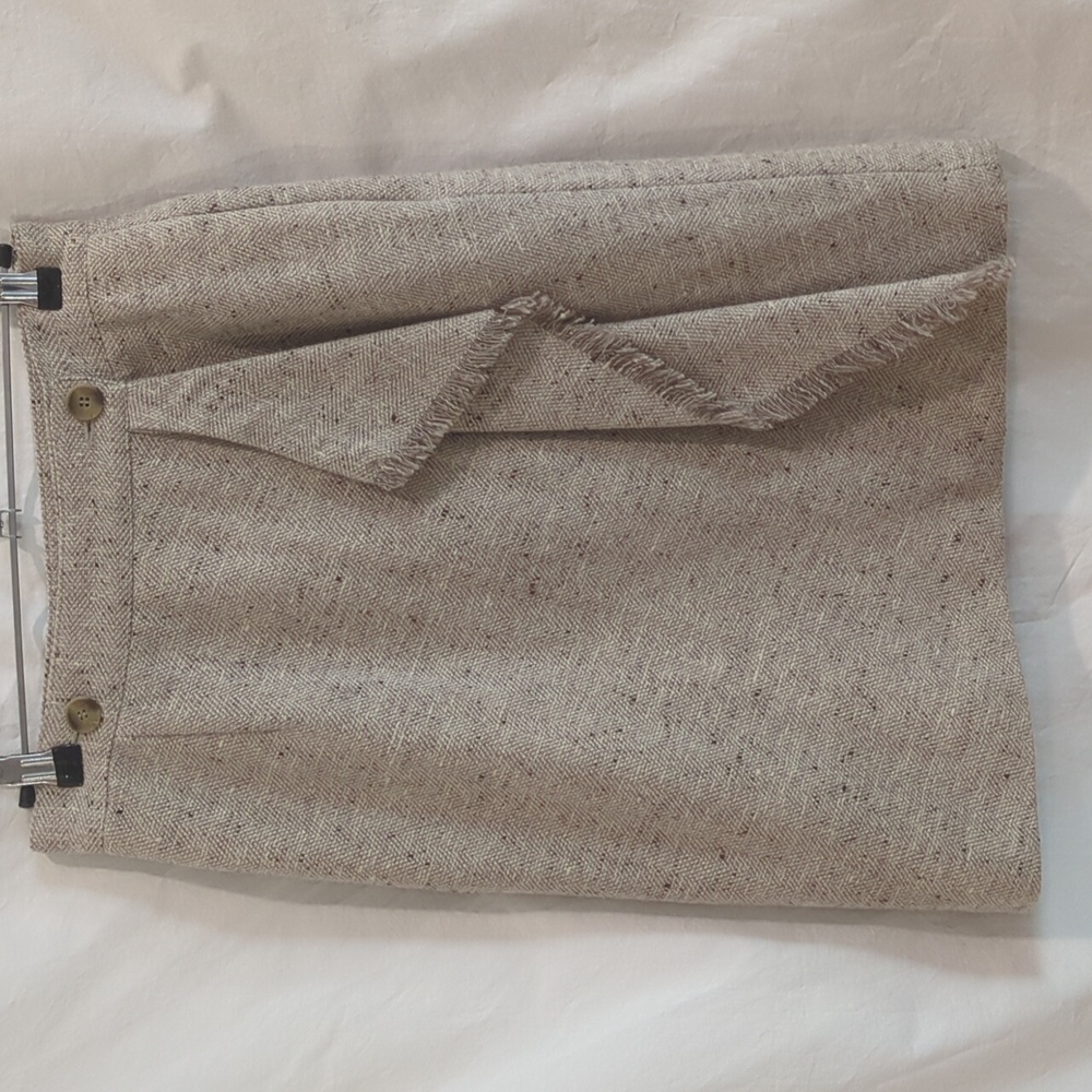 Liz Claiborne | Wrap Natural Tan/Specks Herringbone Fringed Waterfall Skirt | 8